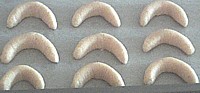 shaping almond cookies